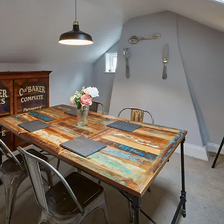 Apartamento Host & - Henderson House *