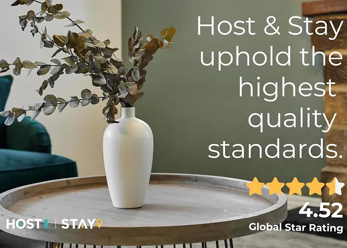 Host & - Henderson House * Γουίτμπι