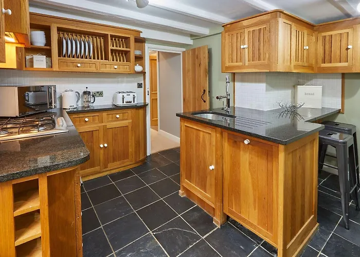 Host & - Henderson House * Γουίτμπι