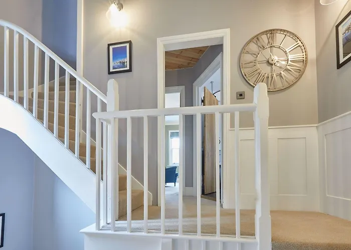 Διαμέρισμα Host & - Henderson House *